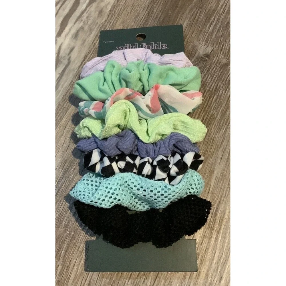 Wild Fable 8 pk Hair Scrunchies Hair Ties Multicolor Pack‎